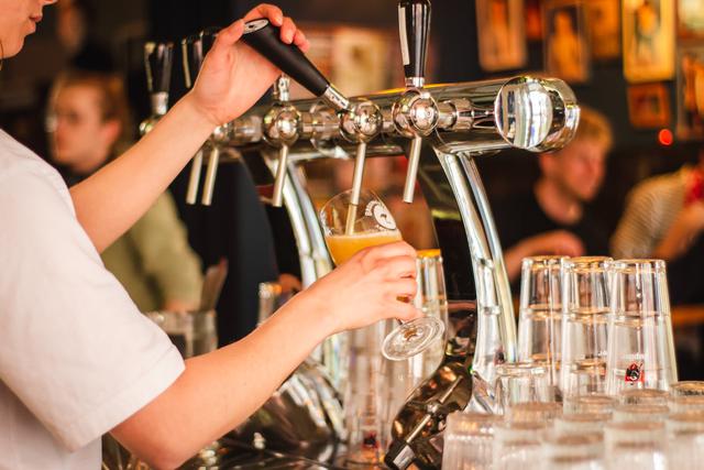 Book Combo Tour Temecula and enjoy a premium beer and wine tour with top wineries, breweries, VIP rides and tastings